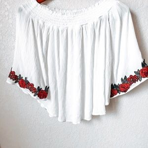 Off The Shoulder Floral Top 🌹
